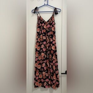 Old Navy Floral Maxi Dress
